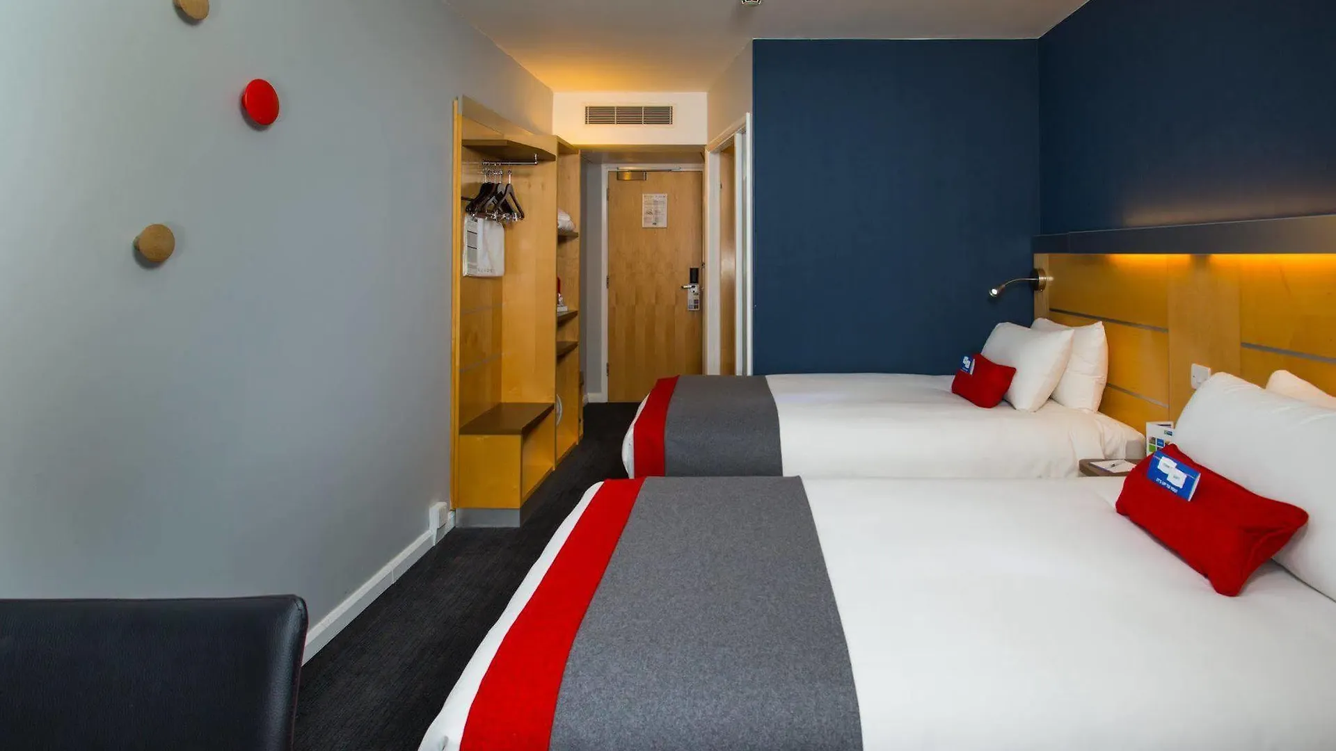 Holiday Inn Express Cambridge By Ihg 3*,