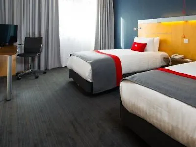 Hotel Holiday Inn Express Cambridge By Ihg