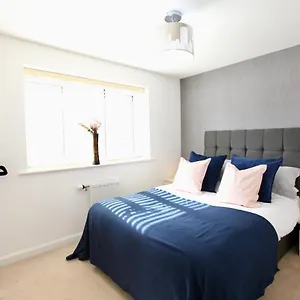 Large Stylish House Apartment
