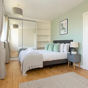 https://2-oxford-street.hotelsin-nottingham.com