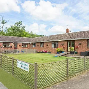 Bed & Breakfast Little Bullocks Farm, Takeley
