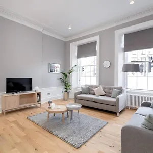 https://torphichen-street-5-star-luxury-apartment.edinburghhotelsuk.org